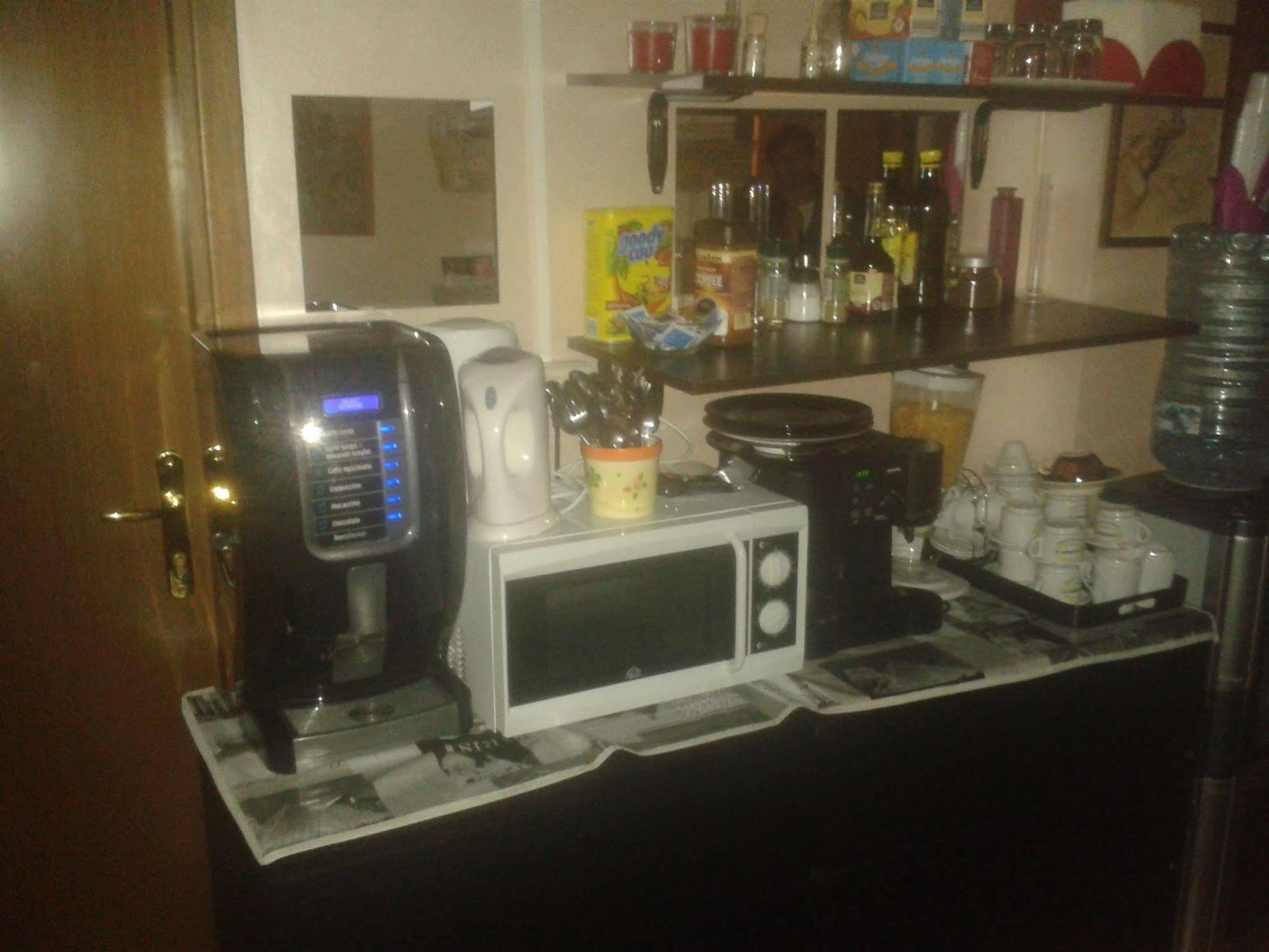 רומא Belhorizon Guest House מראה חיצוני תמונה
